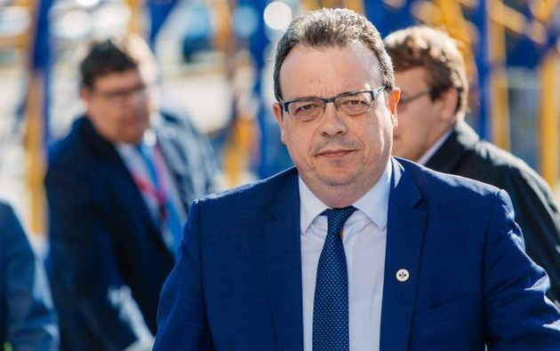 Σωκ. Φάμελλος: Η τιμή του ρεύματος στην Ελλάδα 18 φορές πιο ακριβή από τη Γερμανία