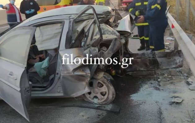 Καραμπόλα θανάτου: Κάηκαν ζωντανοί στην Ολυμπία Οδό