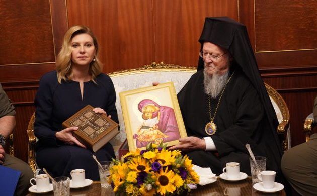 Η Ζελένσκα στο Οικ. Πατριαρχείο – Η Πρώτη Κυρία της Ουκρανίας με τον Οικουμενικό Πατριάρχη
