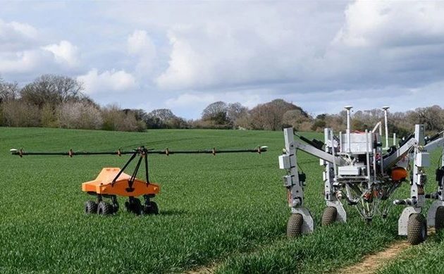 Ρομπότ εξοντώνουν με λέιζερ και ηλεκτροσόκ ζιζάνια στις καλλιέργειες (βίντεο)