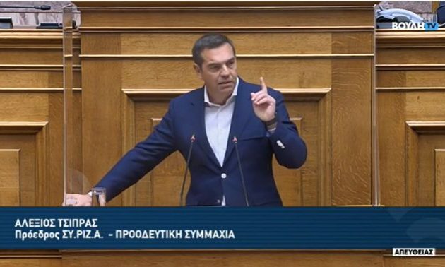 Τσίπρας: Ο Μητσοτάκης είναι σαν το πτηνό με τα γουρλωμένα μάτια που βάζει το κεφάλι στην άμμο