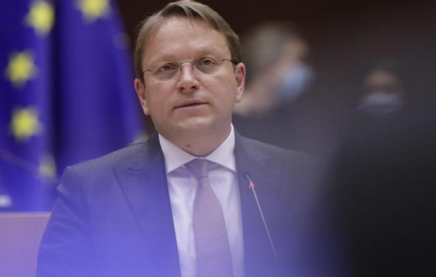 Ευρωπαίος Επίτροπος διεύρυνσης στο EURACTIV: Πρέπει να έχουμε στο πλευρό μας την Τουρκία
