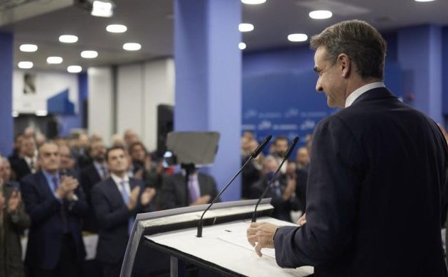 Σε πανικό ο «κυβερνήτης» – Καραμανλής και Σαμαράς αρνήθηκαν να ακούσουν το παραλήρημά του