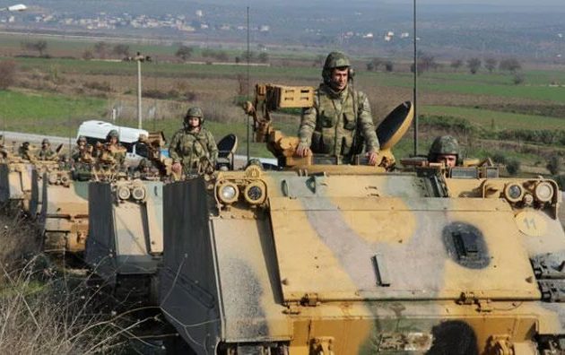 Κρις Βαν Χόλεν: Ο Μπάιντεν «απώθησε αθόρυβα αλλά δυναμικά» μια νέα τουρκική εισβολή στη βόρεια Συρία
