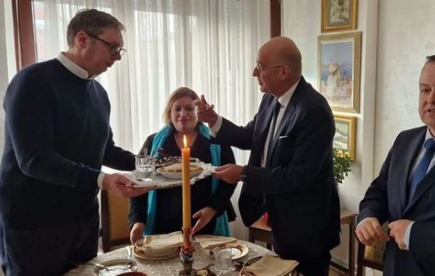 Σερβία: Ο πρόεδρος Βούτσις γιόρτασε τη Σλάβα με καλεσμένο τον Νίκο Δένδια στο πατρικό του