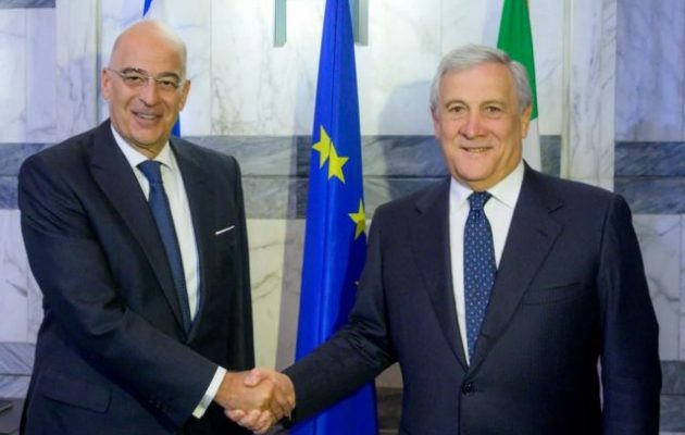 Συνάντηση Δένδια-Ταγιάνι στην Αθήνα – Μεταναστευτικό/προσφυγικό, ενεργειακή ασφάλεια και περιφερειακές εξελίξεις