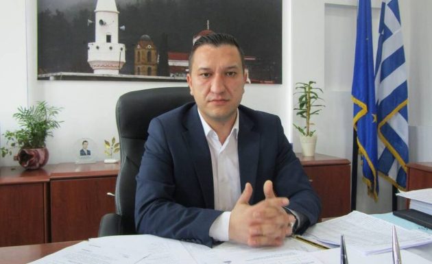 Δήμαρχος στη Ροδόπη σε «ρόλο» Ερντογάν: Απολύει εργαζόμενους ως «γκιουλενιστές»