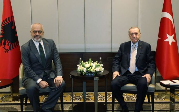 Στην Αλβανία «γλείψιμο» του Ράμα δίχως όρια στον Ερντογάν – Προκλητικές δηλώσεις