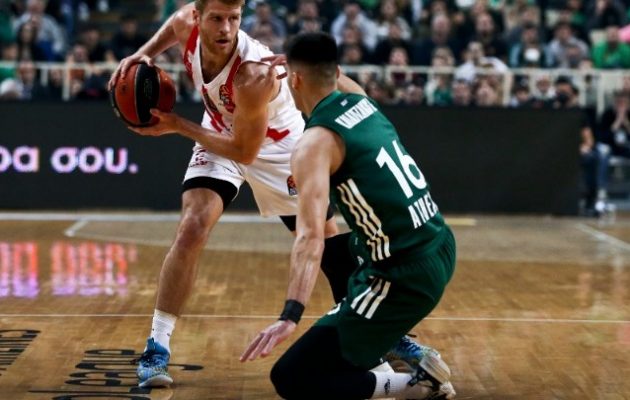 Ολυμπιακός: Τον έχει «πελάτη» – 10η σερί νίκη επί του Παναθηναϊκού 95-71