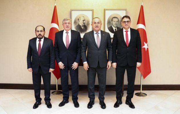 Ο Τσαβούσογλου συνάντησε τους ηγέτες της ισλαμιστικής φιλοτουρκικής συριακής αντιπολίτευσης