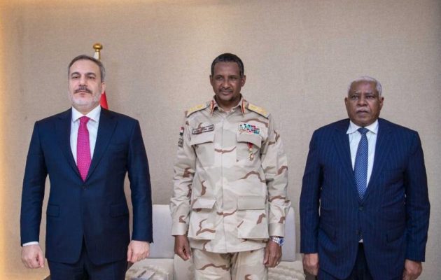 Ο Χακάν Φιντάν της τουρκικής MİT πήγε στο Σουδάν να «παραγοντίσει» μετά τον Αιγύπτιο αρχηγό Πληροφοριών