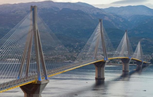 Γέφυρα Ρίου-Aντιρρίου: Μειώνεται το μηνιαίο πακέτο διελεύσεων