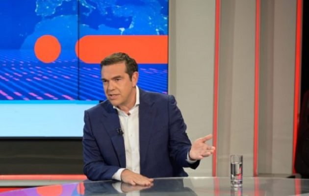 Τσίπρας: Με «φιλοδωρήματα» πριν τις κάλπες το κλίμα δεν αλλάζει – Ρύθμιση για πλειστηριασμούς