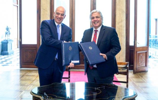 Θερμά δεκτός στην Ουρουγουάη ο Νίκος Δένδιας – Υπεγράφησαν δύο μνημόνια συνεργασιών