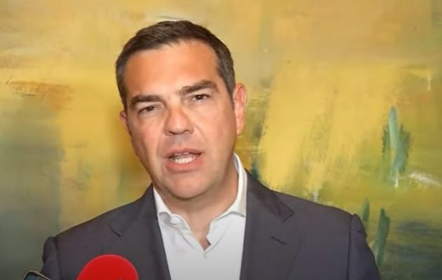 Τσίπρας μετά τη συνάντηση με Στουρνάρα: «Υπάρχει γόνιμη ανταλλαγή απόψεων και αυτό είναι το πρώτο σημαντικό βήμα»