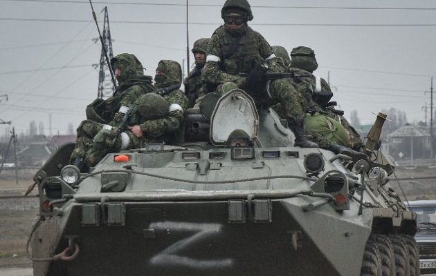 Οι Ρώσοι σφυροκοπούν την Ουκρανία και στο ΝΑΤΟ αδειάζουν οι αποθήκες πυρομαχικών