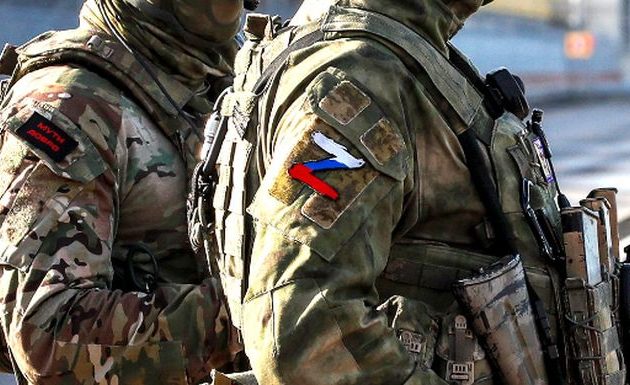 Δεν σκοπεύει να επιβάλει στρατιωτικό νόμο το Κρεμλίνο