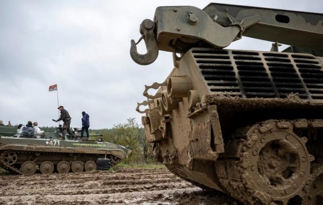 Γερμανία: Έχω και Λέοπαρντ, πάμε μια βόλτα;