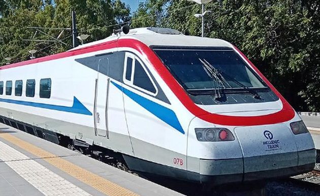 Χάλασε το Intercity 17 χλμ πριν τη Λάρισα – Αυτά είναι τα τρένα που επανεκκίνησαν