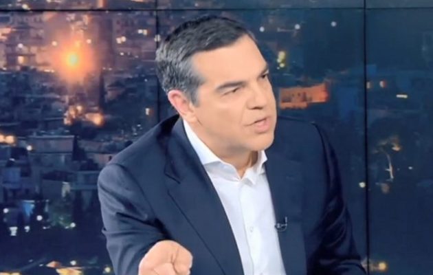 Τσίπρας: Ο Μητσοτάκης φοβάται να συγκριθούμε όπως ο διάβολος το λιβάνι