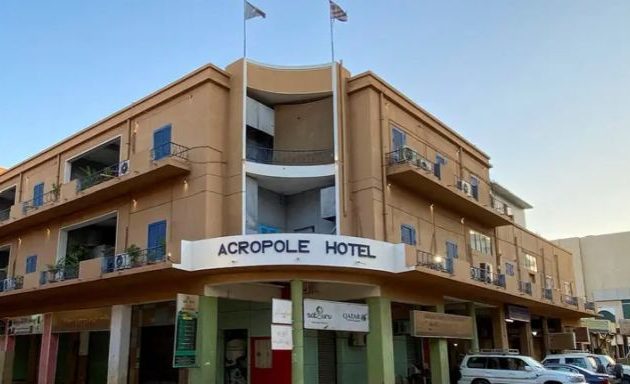 Οι Έλληνες ιδιοκτήτες του «Acropole» στο Σουδάν έφυγαν αλλά ελπίζουν να ξαναγυρίσουν