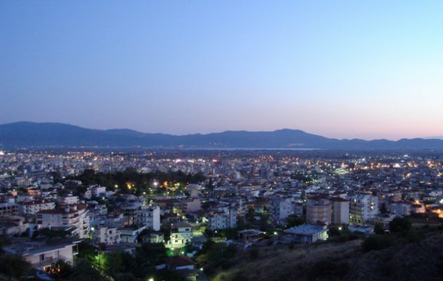 Οικογενειακή τραγωδία στο Αγρίνιο – Πέθαναν μέσα σε 12 ώρες πατέρας και γιος