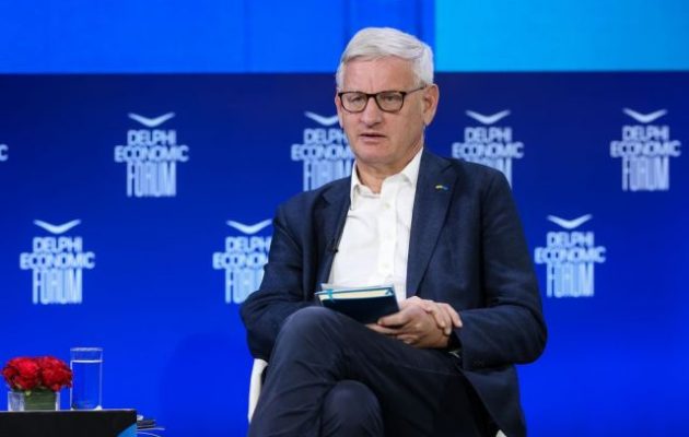 Καρλ Μπιλντ: Αναμένεται μεγάλη ουκρανική αντεπίθεση