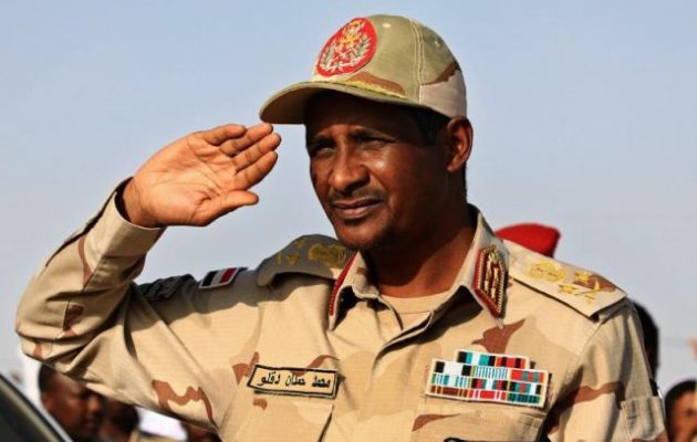 Ο στρατηγός Μοχάμεντ Χαμντάν Ντάγκλο (Χεμεντί) είναι από τους πλουσιότερους του Σουδάν