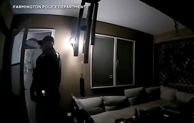 Νέο Μεξικό: Αστυνομικοί χτύπησαν λάθος πόρτα και σκότωσαν τον ιδιοκτήτη του σπιτιού (βίντεο)