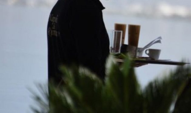 Έξαρση της αδήλωτης και υποδηλωμένης εργασίας: Δηλώνονται για 4 ώρες, δουλεύουν 8