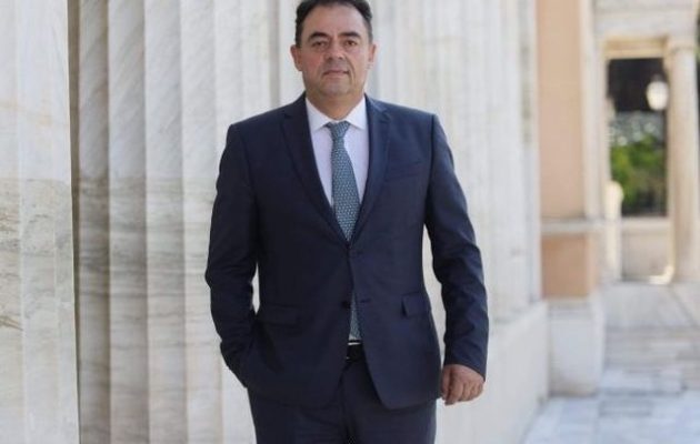 Δημήτρης Κωνσταντόπουλος: «Να κάνουμε ξανά τη χώρα ελκυστική για τη νέα γενιά»
