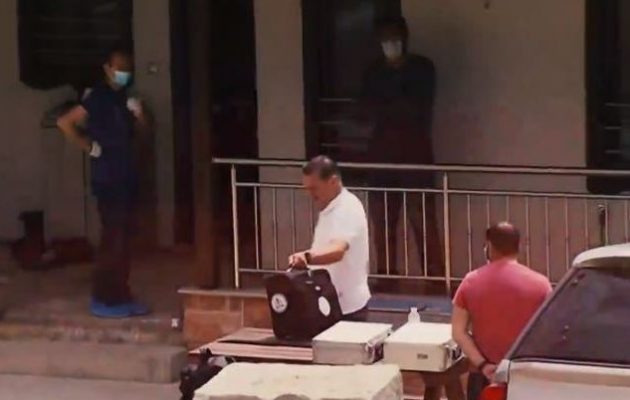 Φονικό στη Στρατονίκη: Στόχευε τη σύζυγό του ενώ είχε στην αγκαλιά της τον 8χρονο γιο τους