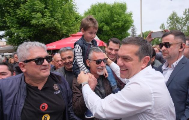 Αλέξης Τσίπρας: Νίκη του ΣΥΡΙΖΑ ΠΣ «σαφή εντολή του κυρίαρχου λαού στη δημοκρατική παράταξη»