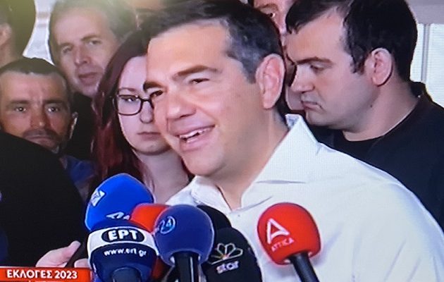 Αλέξης Τσίπρας: «Η αλλαγή είναι σήμερα στα χέρια του λαού μας»