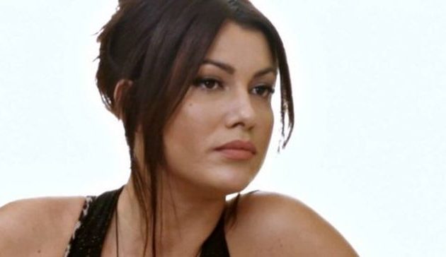 Κλέλια Ρενέση: «ΟΡΓΑΝΩΘΕIΤΕ! Έρχεται κατακλυσμός και θα μας λένε ότι είναι μια μικρή μπόρα…»