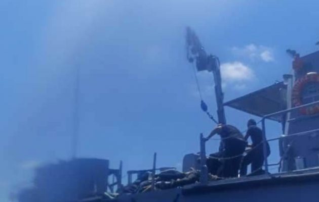 Ναυάγιο έξω από την Πύλο: Τριήμερο εθνικό πένθος – Στον «αέρα» το ντιμπέιτ