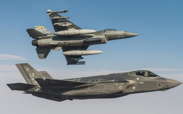 Οι ΗΠΑ ενισχύουν τις αεροπορικές δυνάμεις τους στη Μέση Ανατολή εξαιτίας κλιμάκωσης από Ιράν και Ρωσία