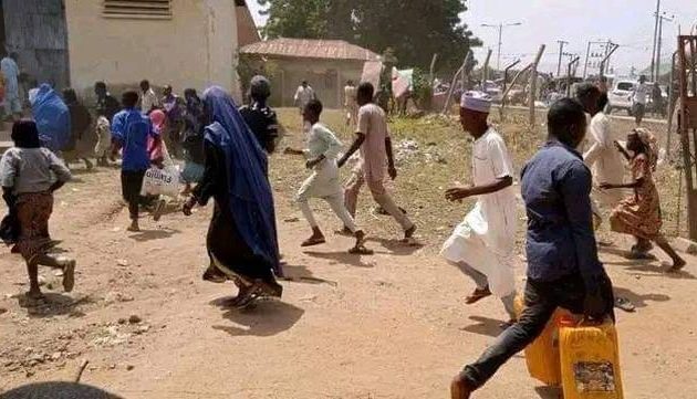 Απαγόρευση κυκλοφορίας στην Ανταμάουα της Νιγηρίας μετά από μαζικές λεηλασίες