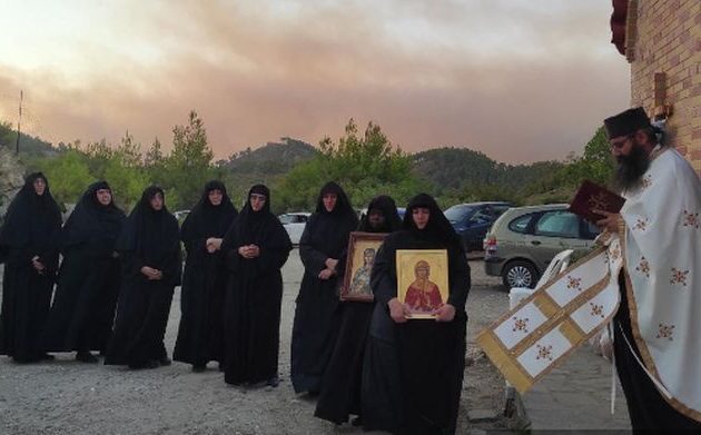 The Times: Οι μοναχές της Ρόδου που ρίσκαραν τη ζωή τους για να σώσουν το μοναστήρι τους