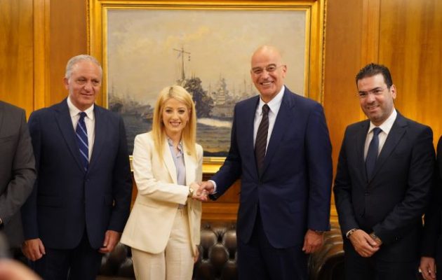 Νίκος Δένδιας σε Αννίτα Δημητρίου και Κύπριους βουλευτές: Είμαστε «προπύργια ασφάλειας, σταθερότητας και ειρήνης στην Ανατολική Μεσόγειο»