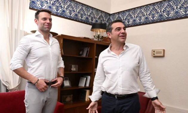 Τσίπρας: Έδωσα στον Κασσελάκη το… βαλιτσάκι με τους κωδικούς των πυρηνικών