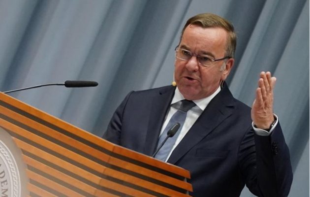 «Βόμβα» από τον Γερμανό υπ. Άμυνας: Να είμαστε έτοιμοι για πόλεμο στην Ευρώπη