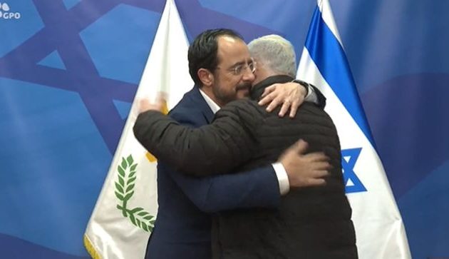 Ο Χριστοδουλίδης στο Ισραήλ – Νετανιάχου: «Νίκο, φίλε μου, έρχεσαι στην πιο σκοτεινή στιγμή»