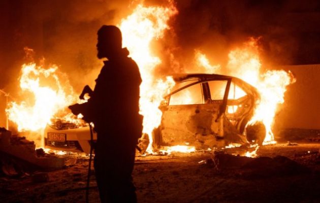 Γάζα: Ισραηλινοί στρατιώτες επιχειρούν στο κέντρο της πόλης