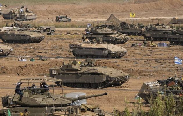 Ισραήλ: Επίδειξη δύναμης με φωτογραφίες αρμάτων μάχης στη Γάζα – Την περικυκλώνουν