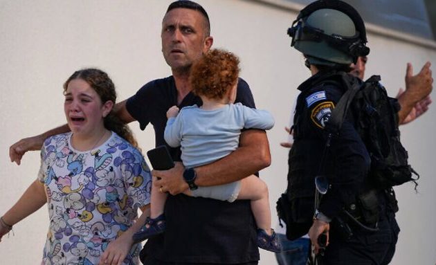 Περίπου 800 νεκροί Ισραηλινοί – 2.506 τραυματίες, οι 353 σοβαρά