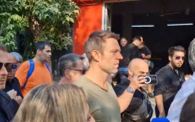 Ο Στέφανος Κασσελάκης στον Βόλο – Είδε την καταστροφή και την αδιαφορία του κράτους