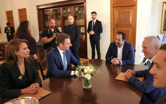 Χριστοδουλίδης σε Κασσελάκη: Έχουμε κοινές προκλήσεις – Η συνεργασία πρέπει να θεωρείται δεδομένη