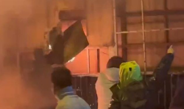 Τουρκία: Έξαλλοι διαδηλωτές επιτέθηκαν στο Ισραηλινό Προξενείο στην Κωνσταντινούπολη