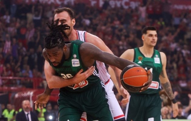 Ο Παναθηναϊκός «άλωσε» το ΣΕΦ 66-54 τον Ολυμπιακό